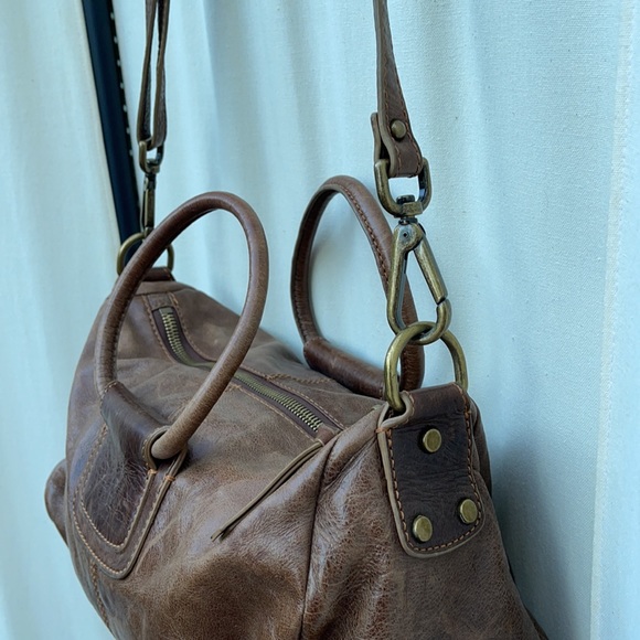 ❗️SOLD❗️HOBO INTERNATIONAL- BROWN LEATHER PURSE - Picture 4 of 13